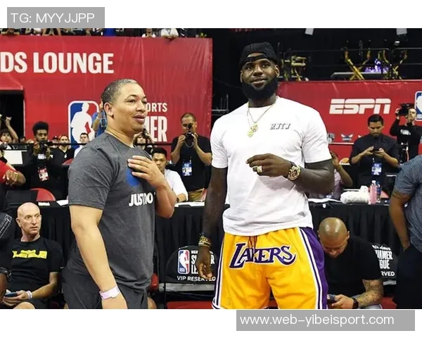 电讯报：爱德华兹力挺魔笛并看好维尔茨未来表现与价值